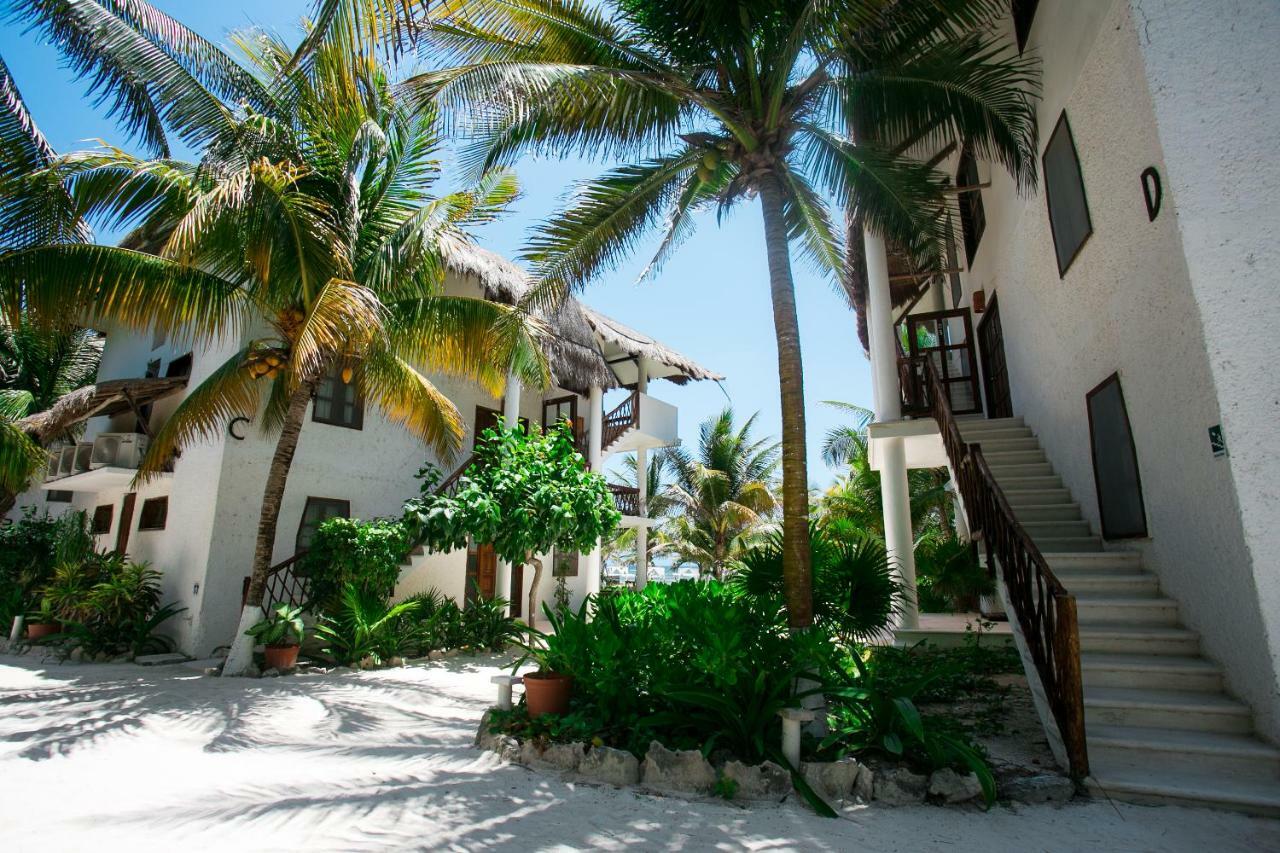 Hotel Cabana Los Lirios Tulum Exteriör bild